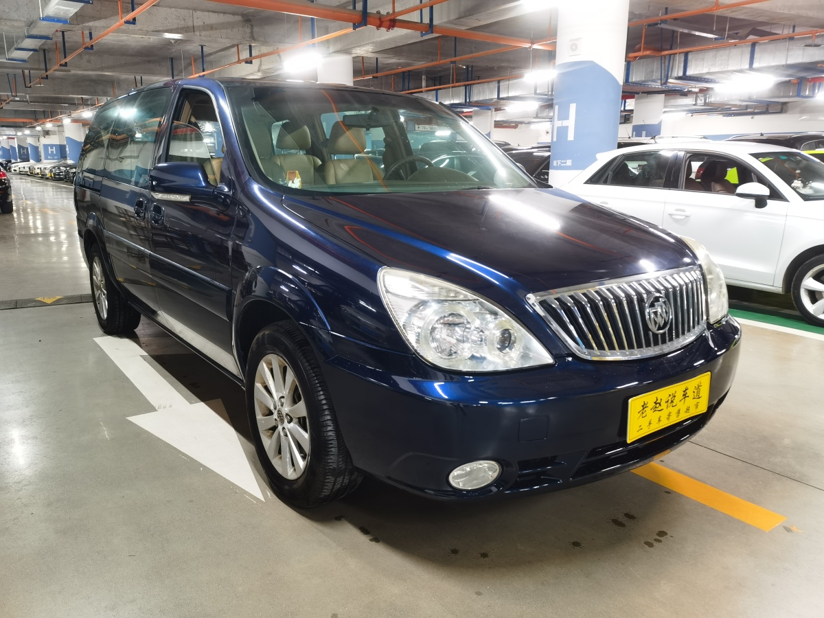 別克 GL8  2014款 2.4L 經典版圖片