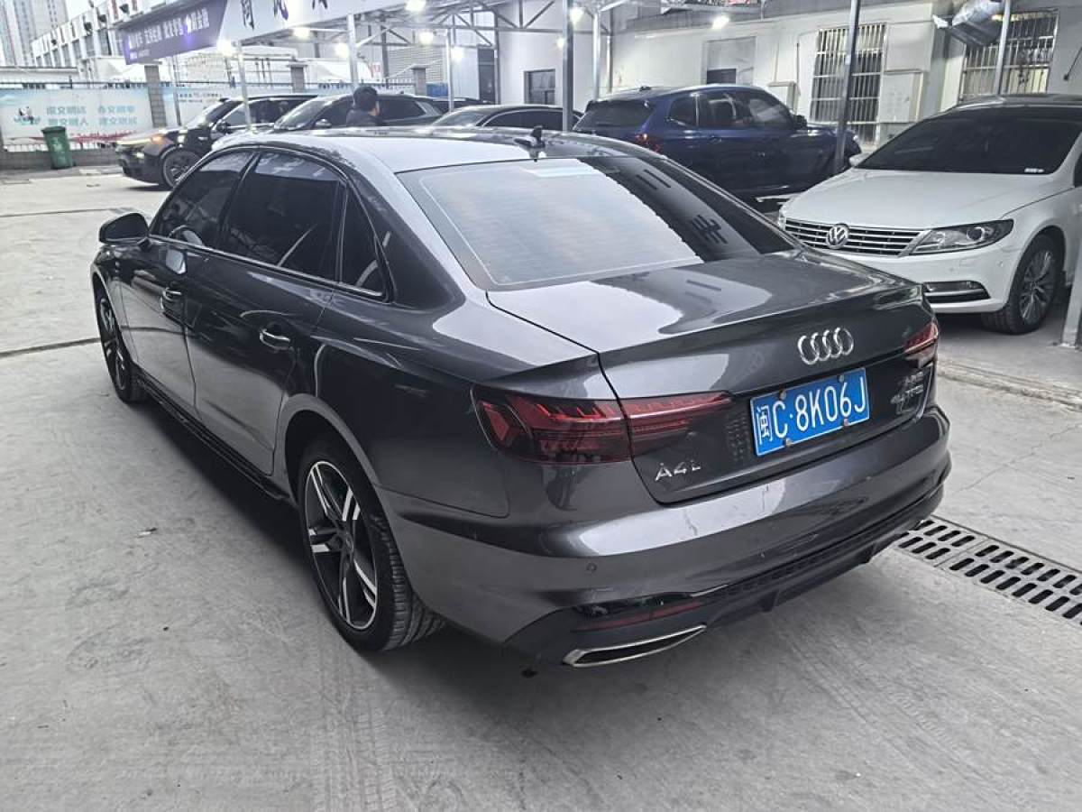 奧迪 奧迪A4L  2022款 40 TFSI 豪華動感型圖片