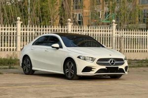 奔馳GLE 奔馳  GLE 350 4MATIC 時(shí)尚型