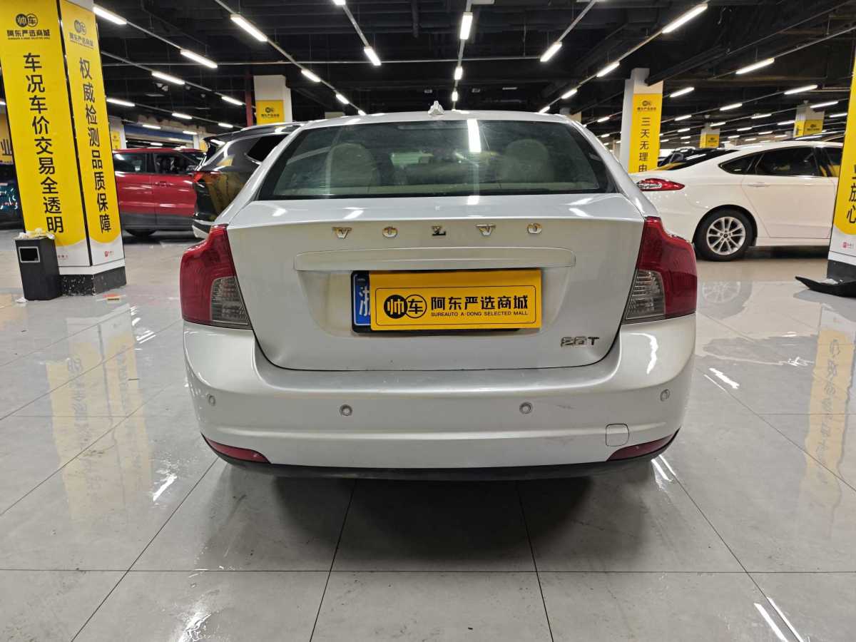 沃爾沃 S40  2011款 2.0L 自動智尚版圖片