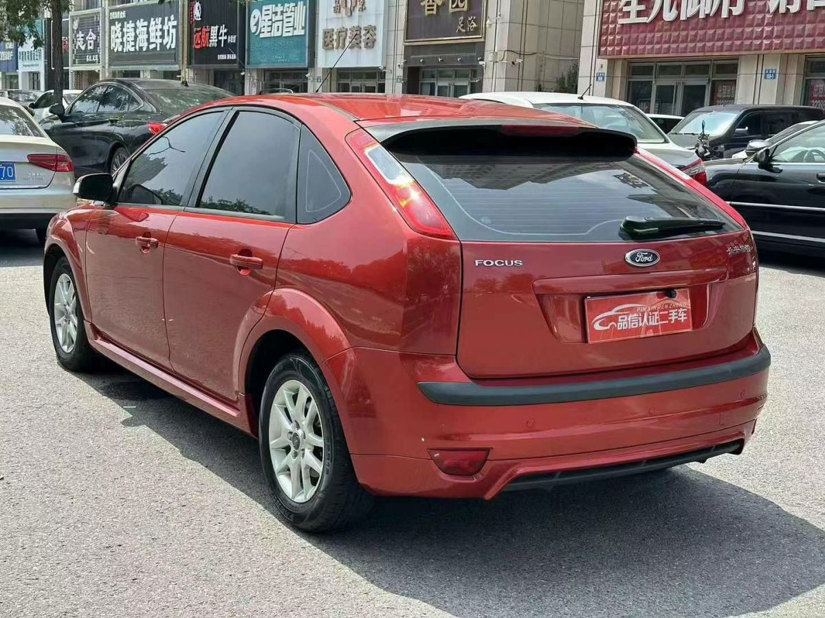 2007年8月福特 ?？怂? 2007款 三廂 1.8L 自動時尚型