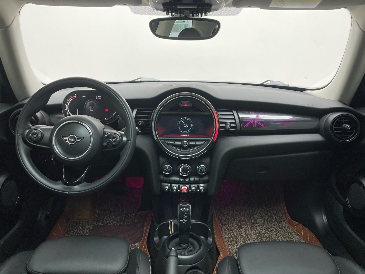 MINI MINI  2020款 1.5T COOPER 經(jīng)典派圖片