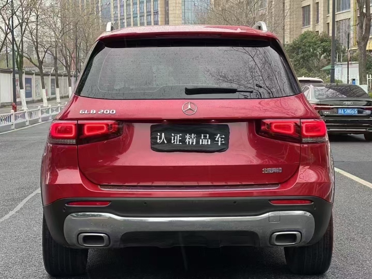 奔馳 奔馳GLB  2020款 改款 GLB 200 動(dòng)感型圖片
