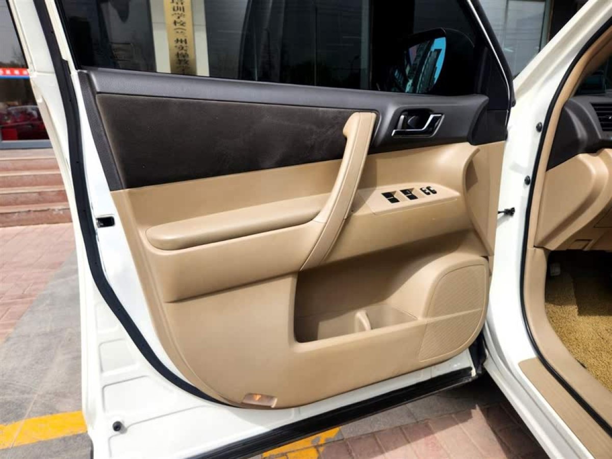 豐田 漢蘭達(dá)  2012款 3.5L 四驅(qū)7座精英版圖片