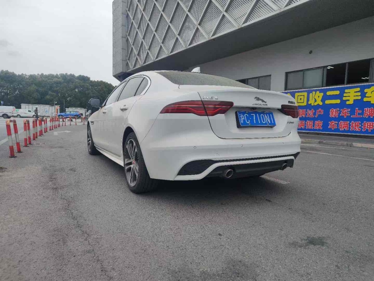 捷豹 XEL  2022款 2.0T 250PS R-DYNAMIC S進(jìn)取運(yùn)動(dòng)版圖片