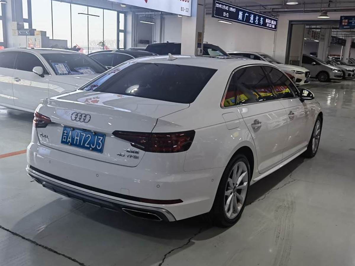 奧迪 奧迪A4L  2019款 40 TFSI 時(shí)尚型 國(guó)V圖片