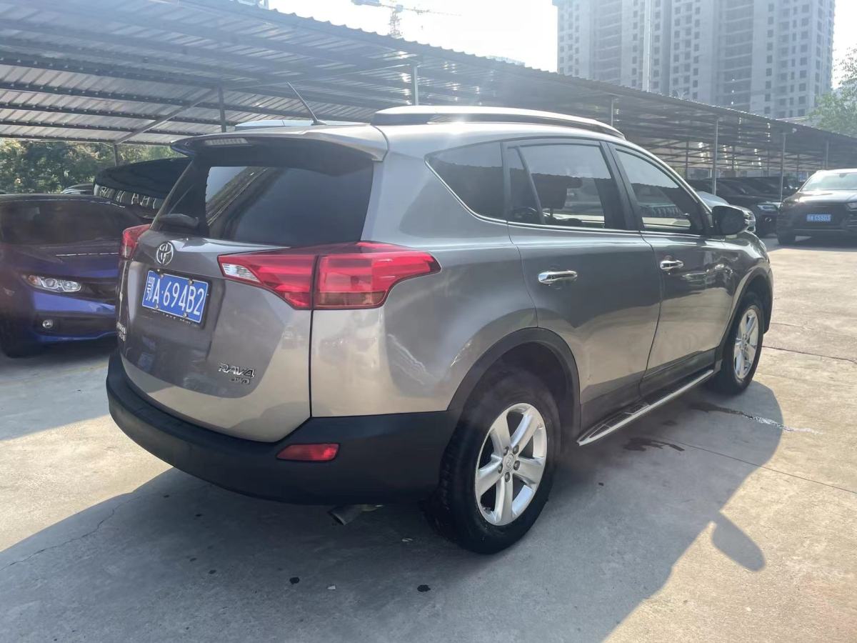 豐田 RAV4榮放  2013款 2.5L 自動四驅(qū)精英版圖片