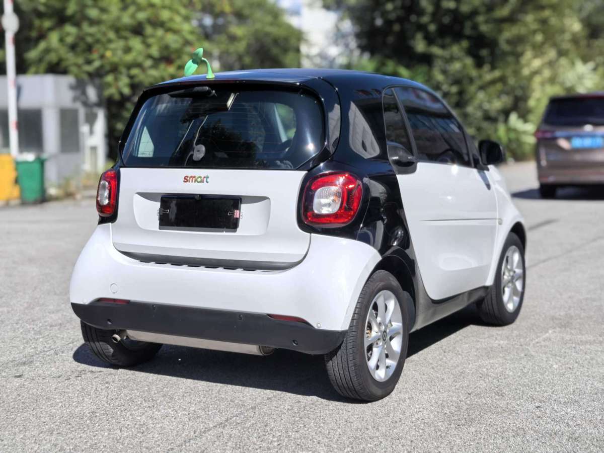 smart fortwo  2015款 1.0L 52千瓦硬顶灵动版图片