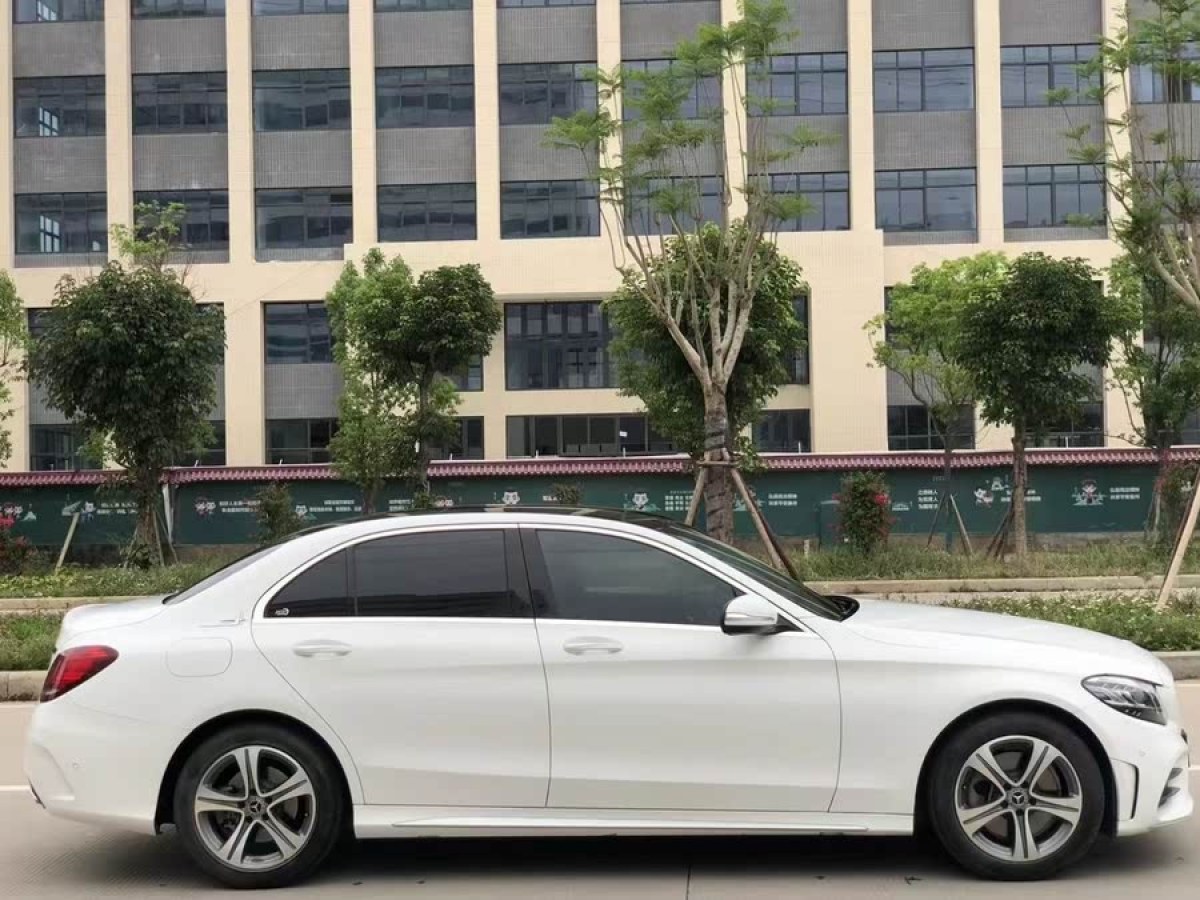 奔馳 奔馳C級  2019款 改款 C 260 L 運動版圖片