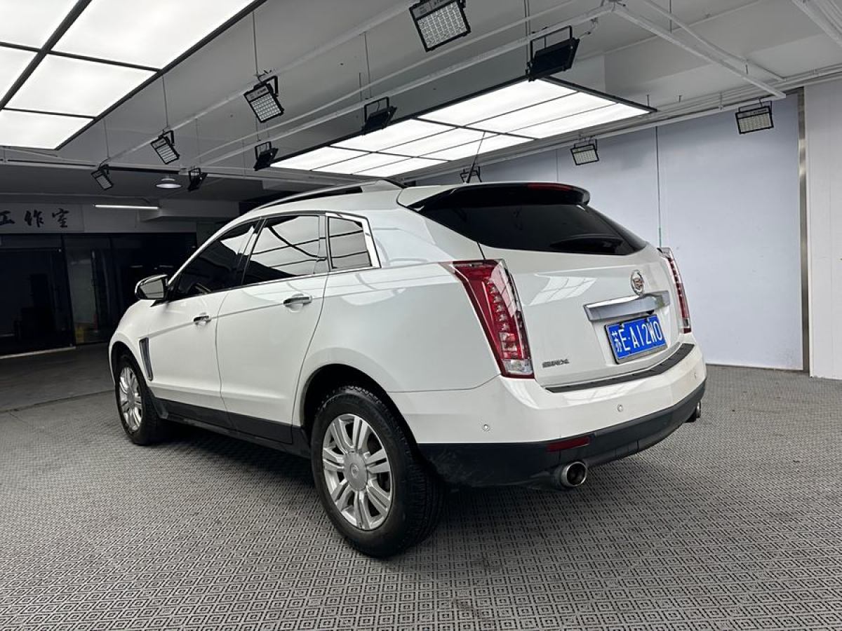 凱迪拉克 SRX  2013款 3.0L 豪華型圖片