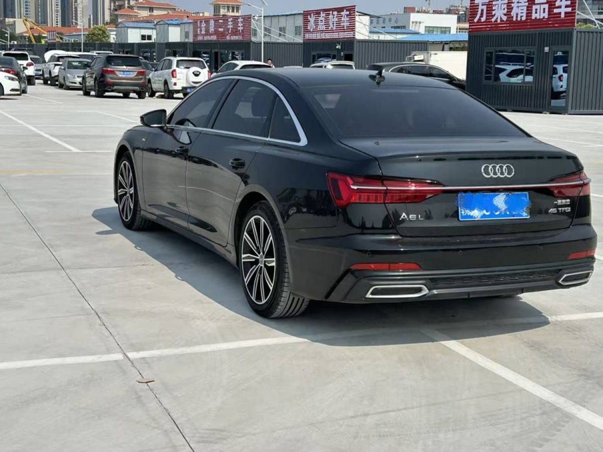 奧迪 奧迪A6L  2021款 45 TFSI 臻選動(dòng)感型圖片
