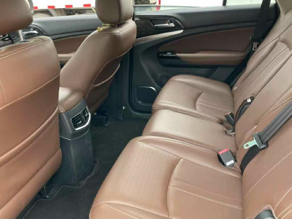 比亞迪 S7  2017款 2.0T 自動尊榮型圖片