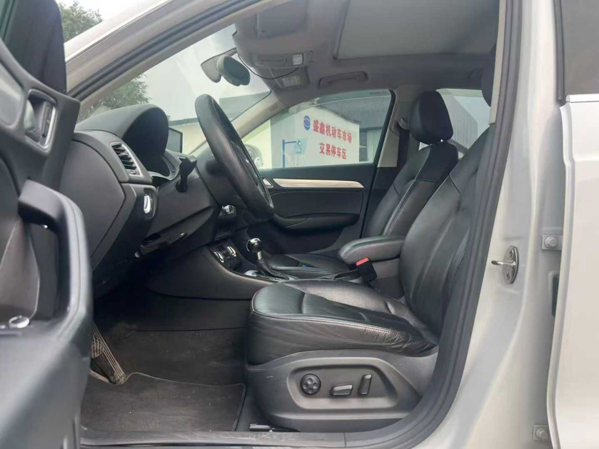 奧迪 奧迪Q3  2015款 Q3 2.0TFSI 35TFSI quattro 技術(shù)型圖片