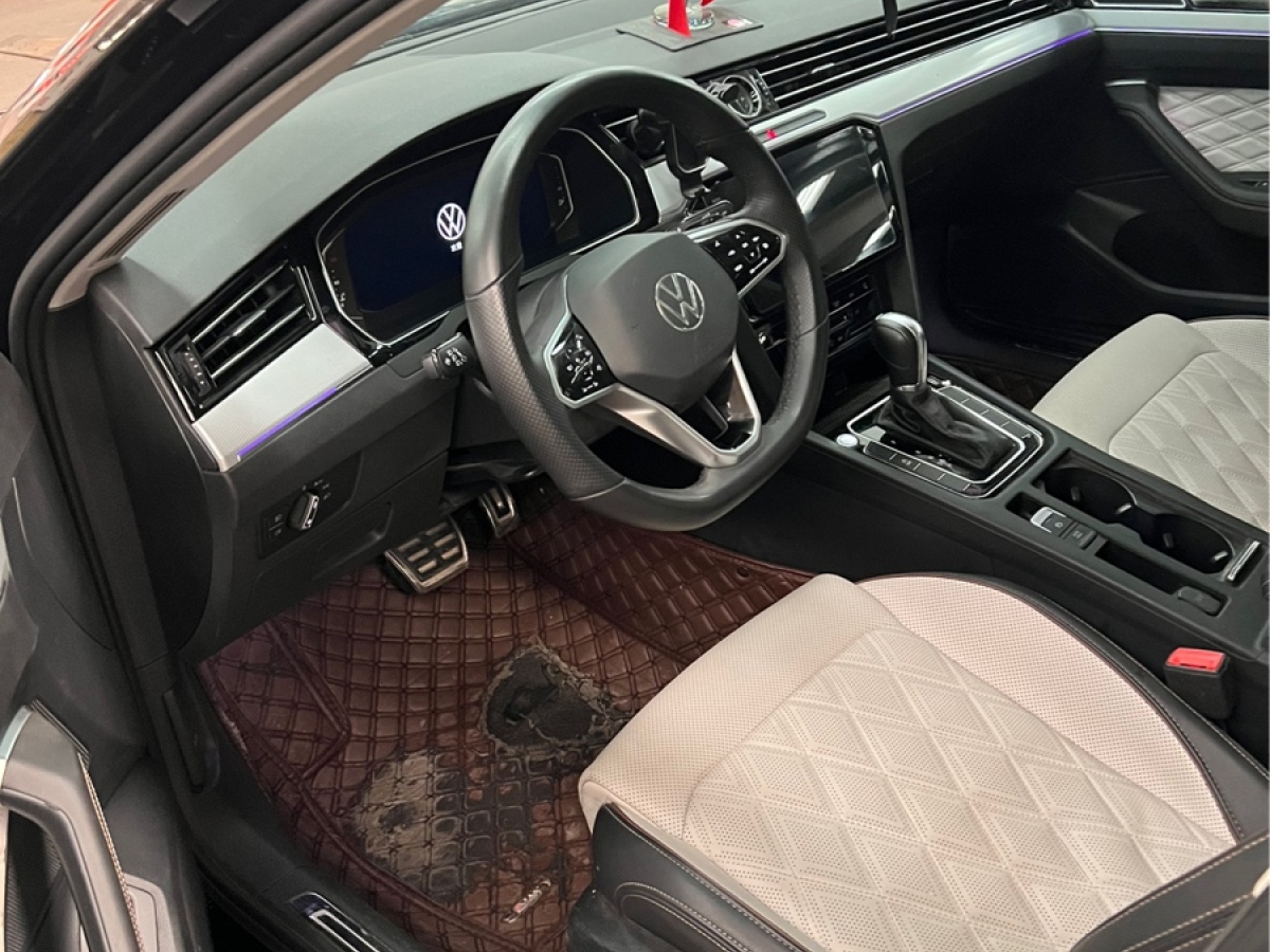 大眾 邁騰  2023款 200萬(wàn)輛紀(jì)念版 330TSI DSG豪華型圖片