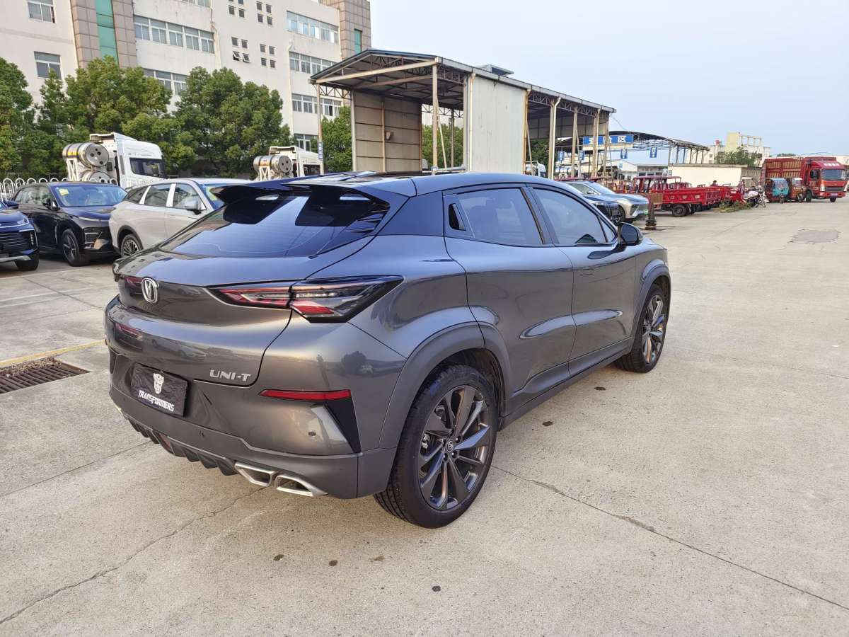 2021年06月長(zhǎng)安 UNI-T  2020款 1.5T 尊貴型