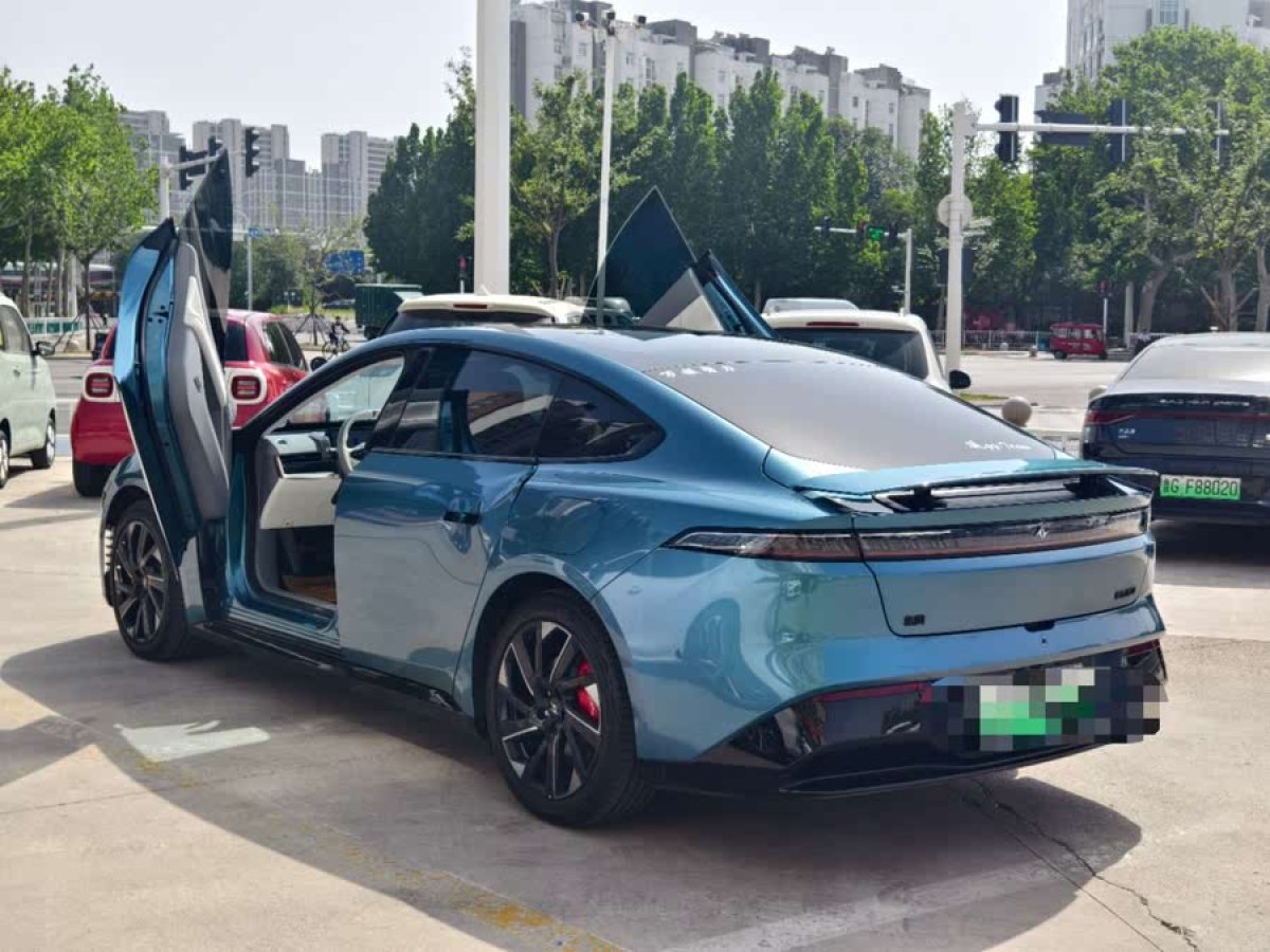 奕派 eπ007  2024款 540四驅(qū)Max版圖片
