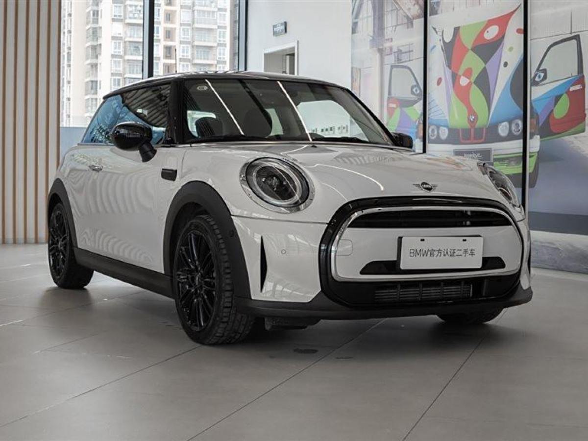 MINI MINI  2021款 1.5T COOPER 藝術(shù)家圖片