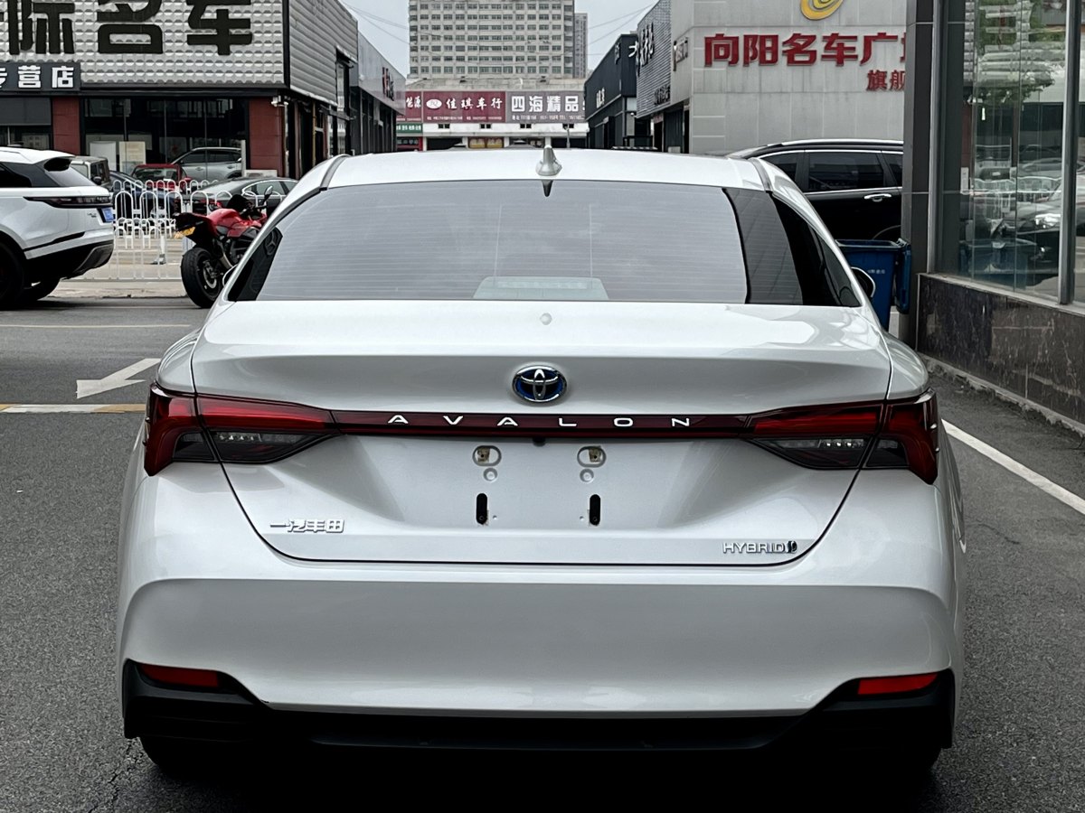 豐田 亞洲龍  2019款 雙擎 2.5L 豪華版 國(guó)VI圖片