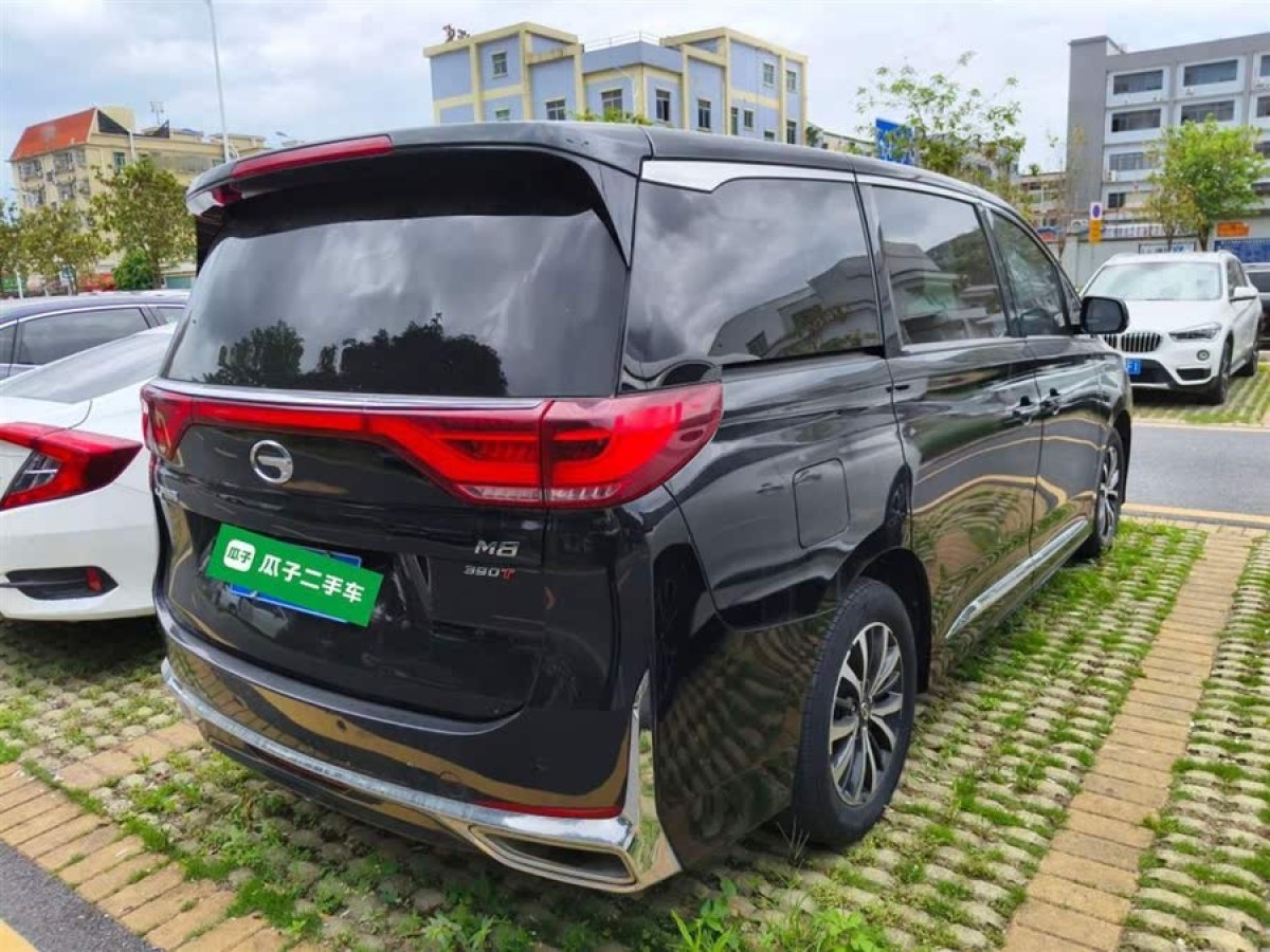 廣汽傳祺 M8  2024款 領(lǐng)秀系列 390T 尊享版圖片