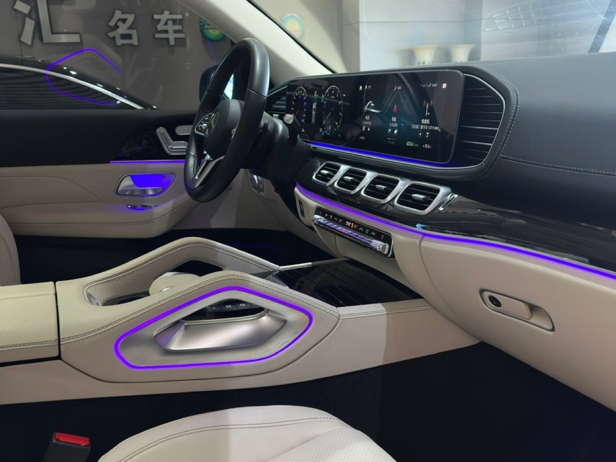 奔馳 奔馳GLE  2023款 GLE 350 4MATIC 時(shí)尚型圖片