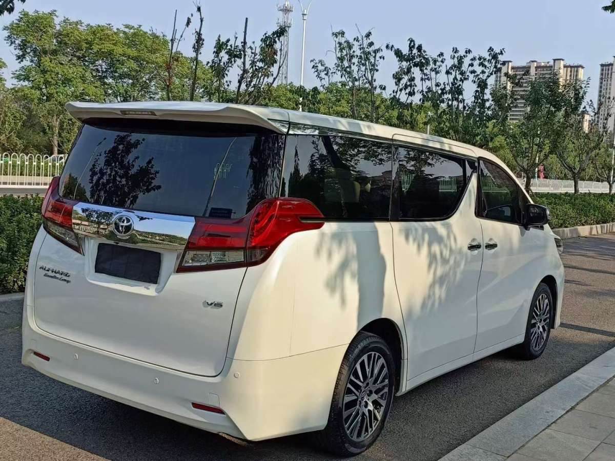 豐田 埃爾法  2015款 3.5L 尊貴版圖片