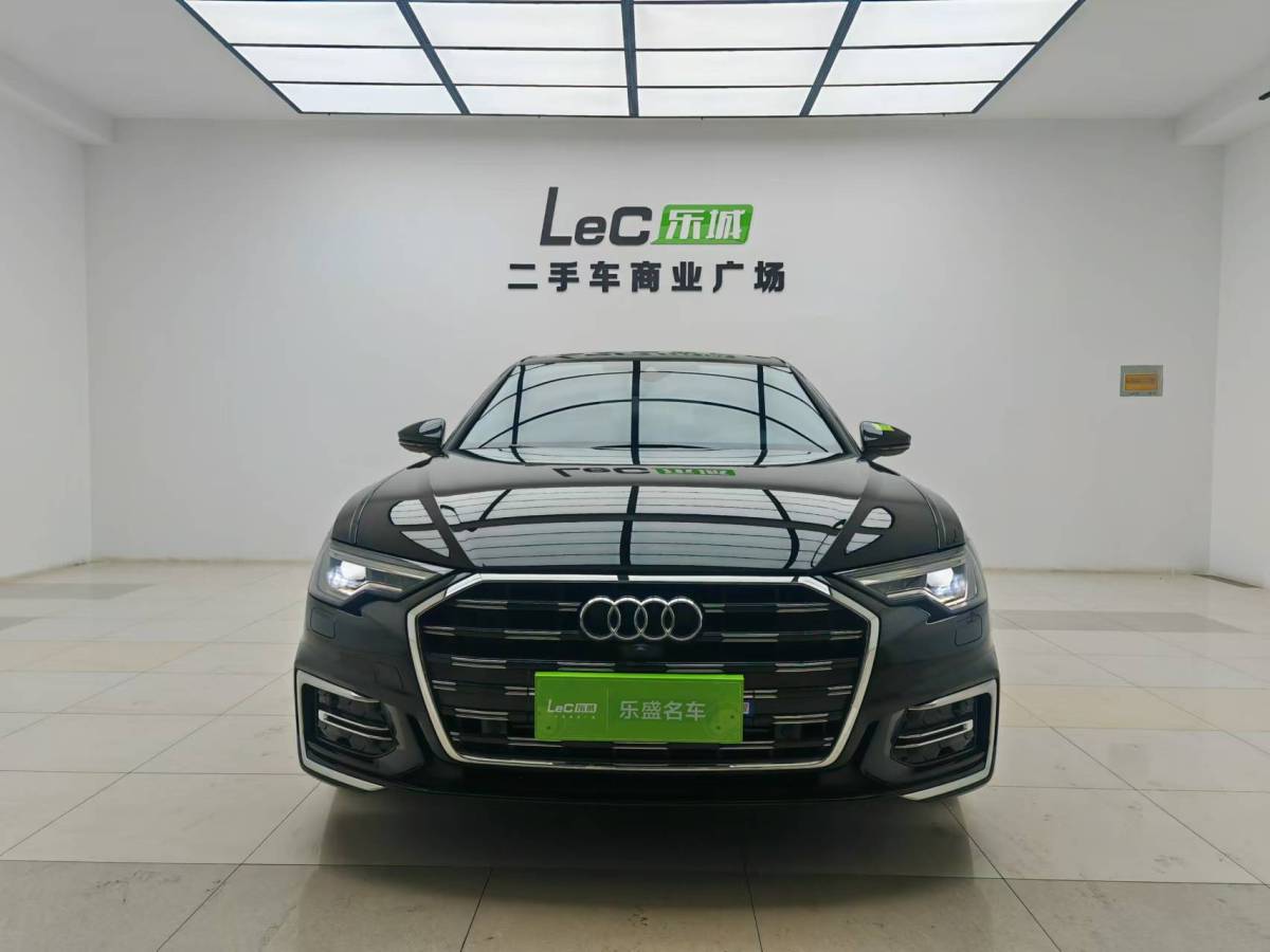 奧迪 奧迪A6L  2023款 改款 45 TFSI quattro 臻選動(dòng)感型圖片