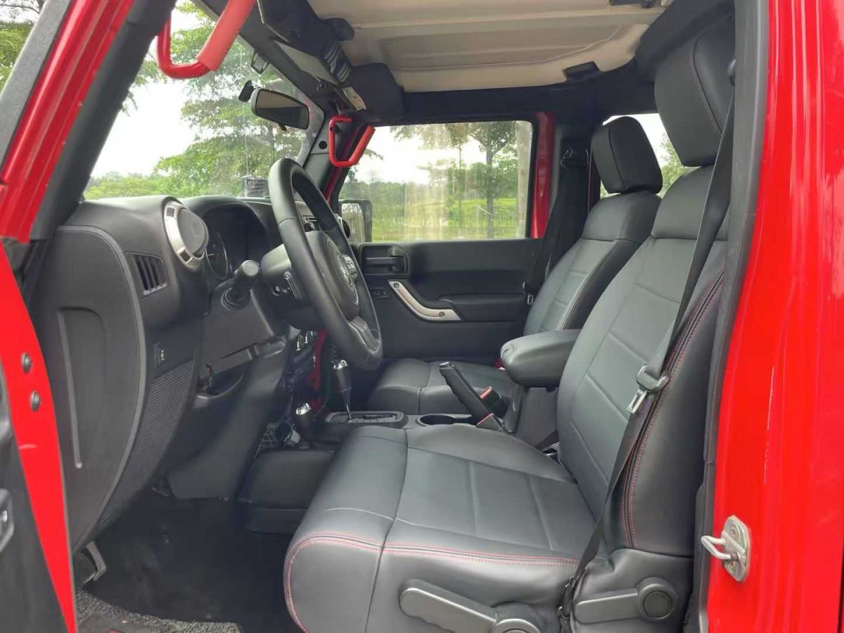 Jeep 牧馬人  2011款 3.8L Rubicon 兩門版圖片