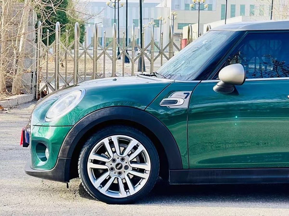 MINI MINI  2016款 1.5T COOPER SEVEN 五門版圖片