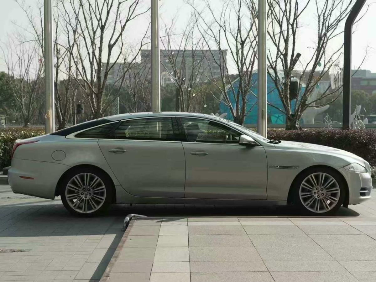 捷豹 XJ  2012款 XJL 3.0 倫敦限量版圖片