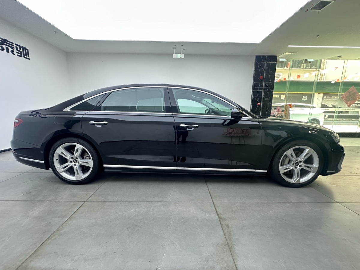 奧迪 奧迪A8  2023款 A8L 50 TFSI quattro 臻選型圖片