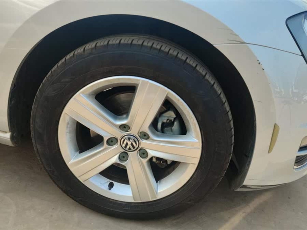 大眾 高爾夫  2015款 1.6L 自動(dòng)舒適型圖片