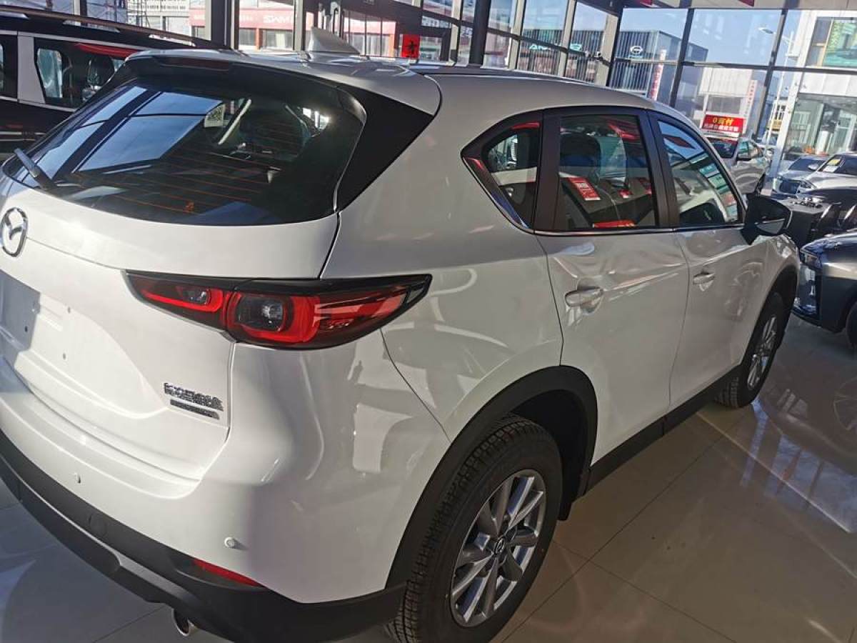 馬自達(dá) CX-5  2024款 2.0L 自動(dòng)兩驅(qū)舒適型圖片