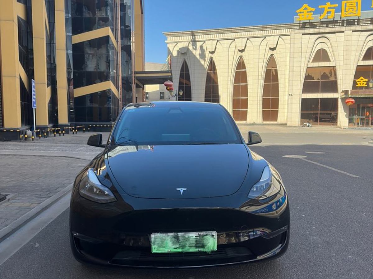 特斯拉 Model 3  2021款 改款 標(biāo)準(zhǔn)續(xù)航后驅(qū)升級(jí)版圖片