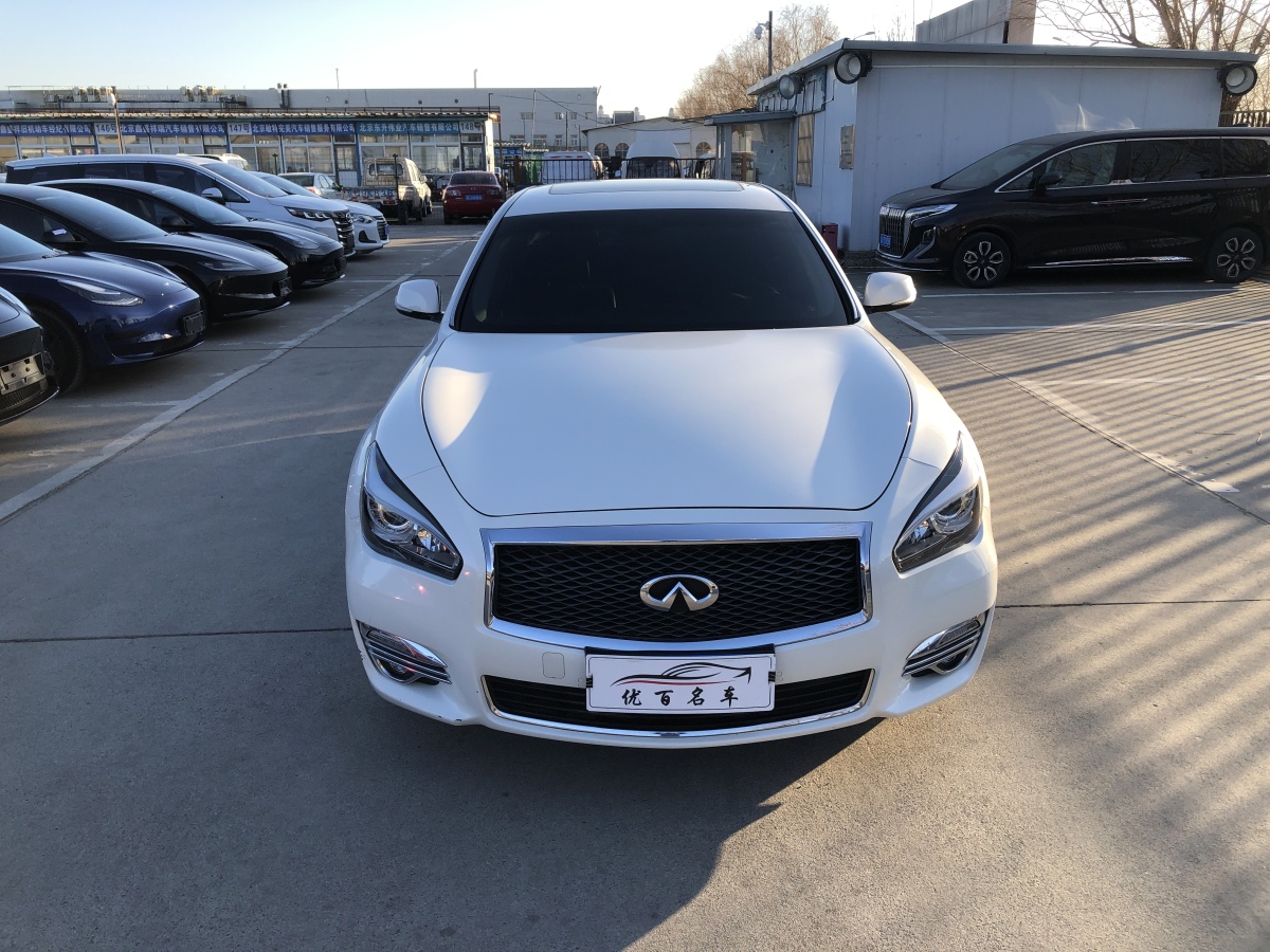 英菲尼迪 Q70  2017款 Q70L 2.5L 精英版圖片