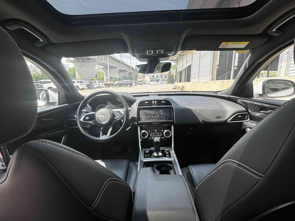 捷豹 XEL  2018款 2.0T 200PS 尊享版圖片