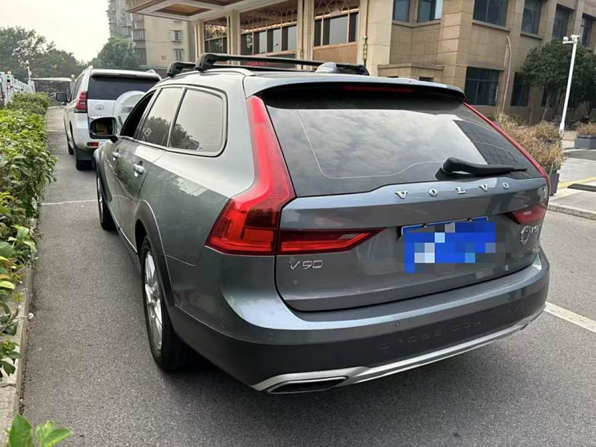 2018年6月沃爾沃 V90  2018款 Cross Country T5 AWD Volvo Ocean Race