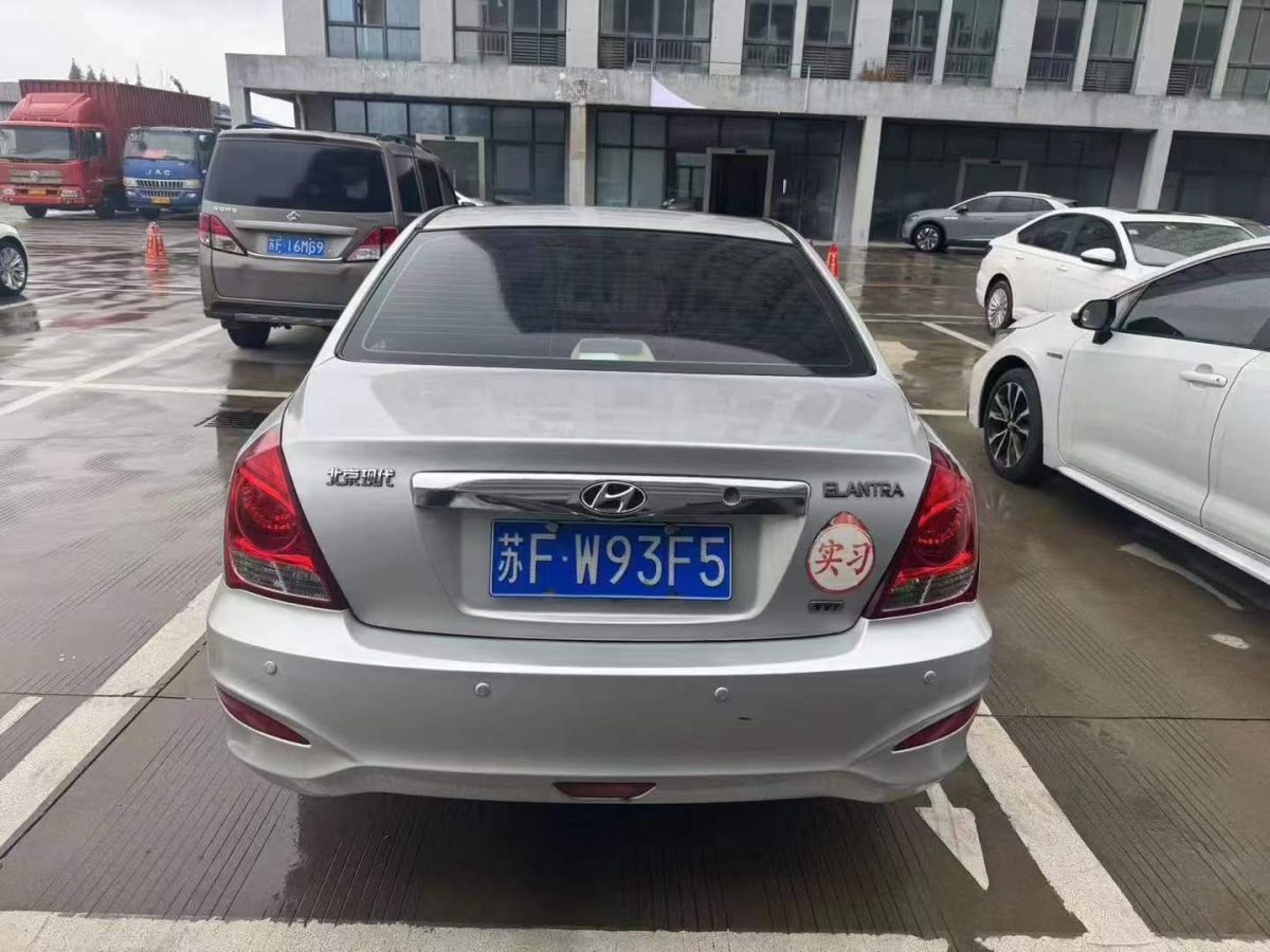 現(xiàn)代 伊蘭特  2011款 1.6L 手動(dòng)舒適型圖片