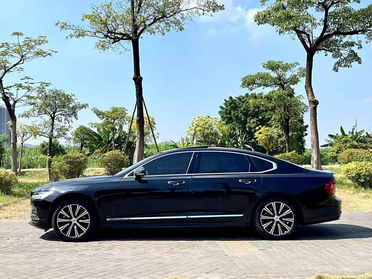 2022年9月沃爾沃 S90  2022款 B5 智逸豪華版