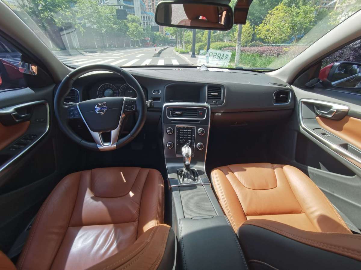 沃爾沃 V60  2013款 T5 智雅版圖片