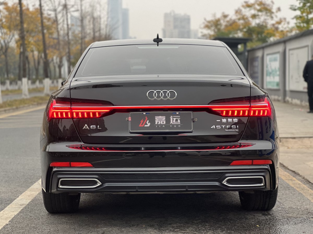 奧迪 奧迪A6L  2021款 45 TFSI quattro 臻選動感型圖片