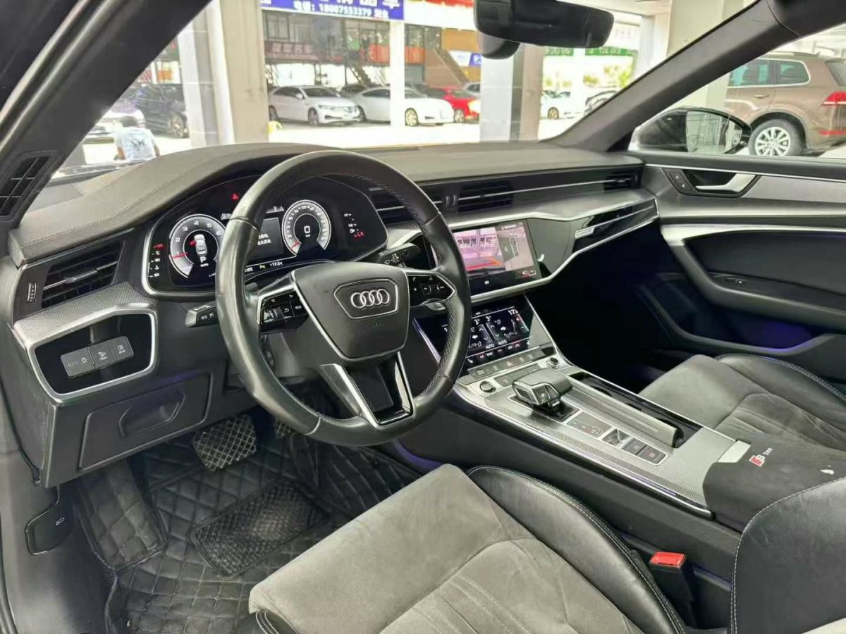 奧迪 奧迪A6L  2022款 40 TFSI 豪華動感型圖片