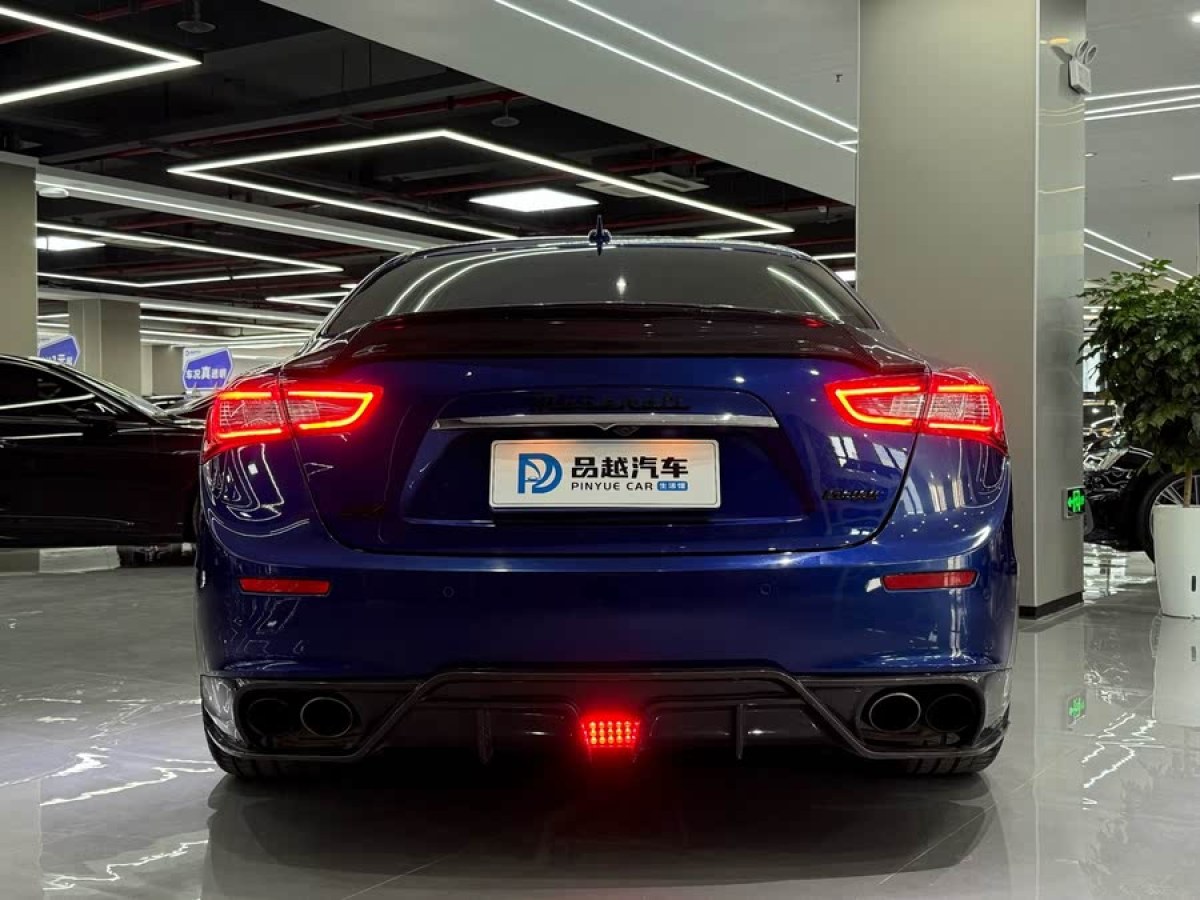 瑪莎拉蒂 Ghibli  2014款 3.0T 標(biāo)準(zhǔn)版圖片