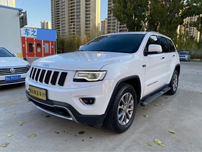 2015年4月 Jeep 大切諾基(進(jìn)口) 3.0L 舒享導(dǎo)航版圖片