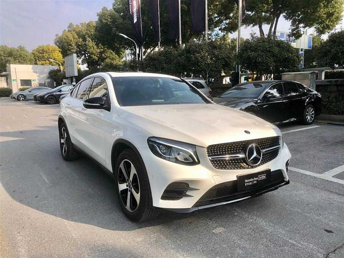 奔馳 奔馳GLC  2022款 改款 GLC 300 4MATIC 轎跑SUV圖片