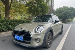 MINI MINI 1.5T COOPER 經(jīng)典派 五門版