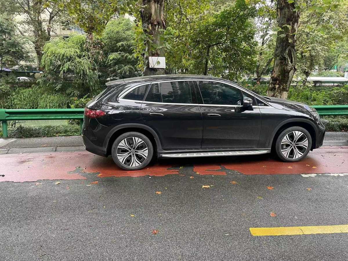 奔馳 奔馳EQE SUV  2023款 350 4MATIC 豪華版圖片