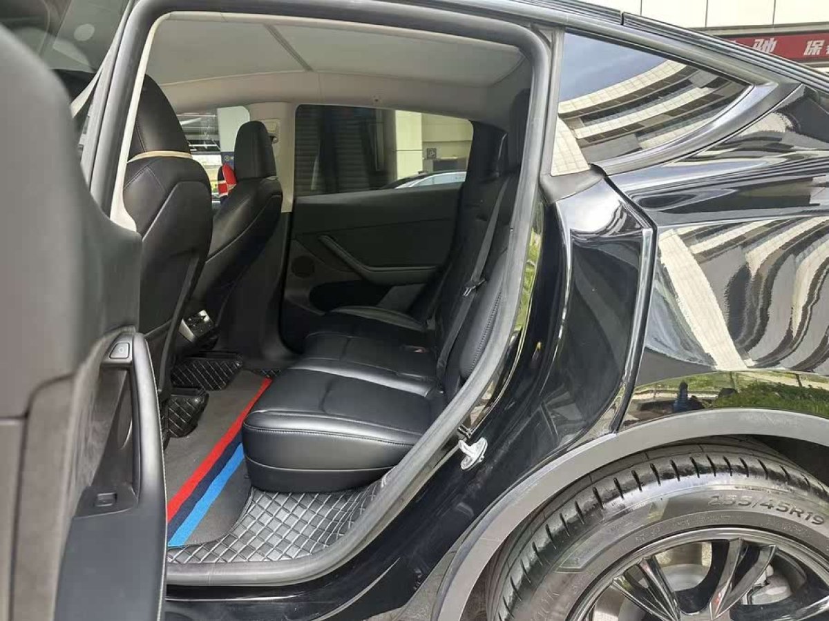 特斯拉 Model Y  2022款 改款 后輪驅(qū)動(dòng)版圖片