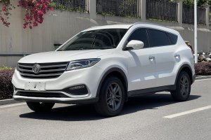 580 東風(fēng)風(fēng)光  1.5T 手動(dòng)豪華型