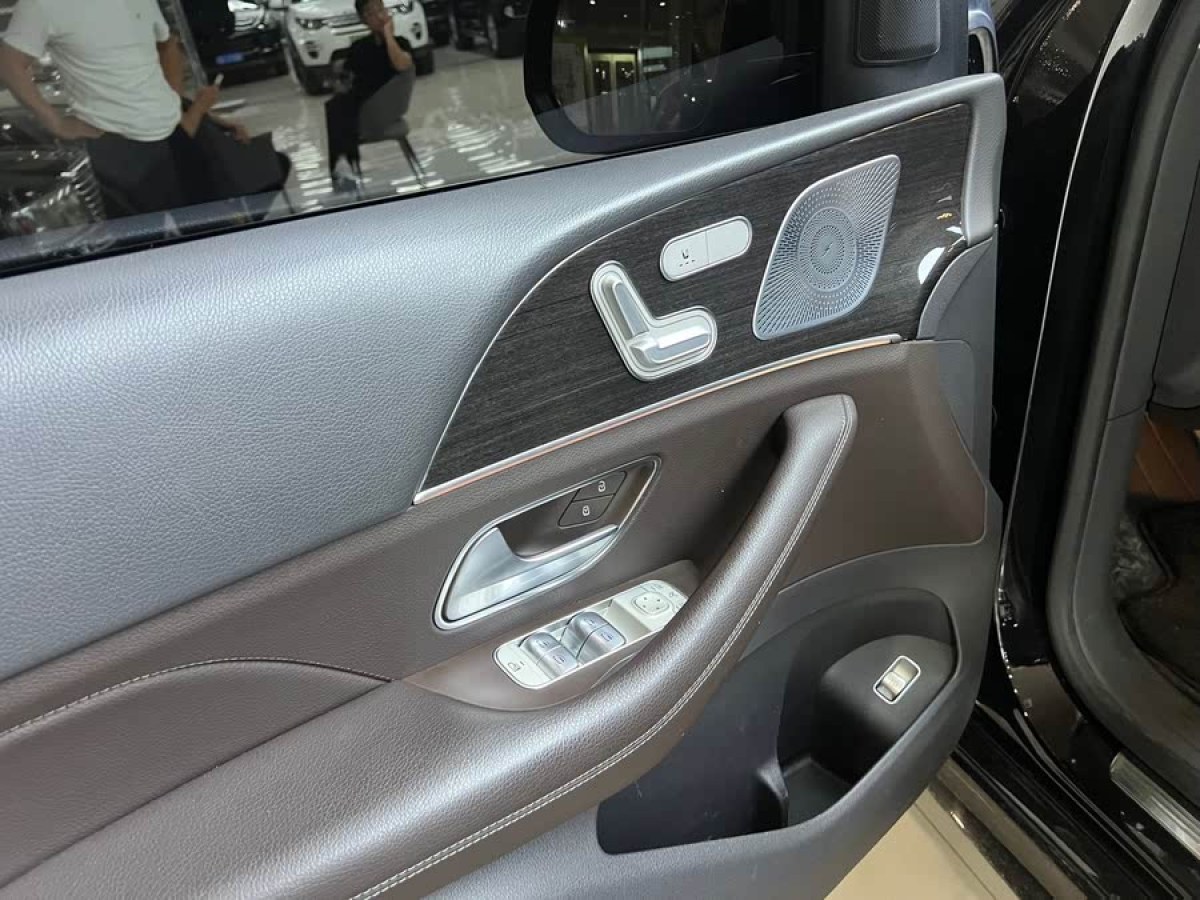 奔馳 奔馳GLE  2024款 改款 GLE 350 4MATIC 時(shí)尚型圖片