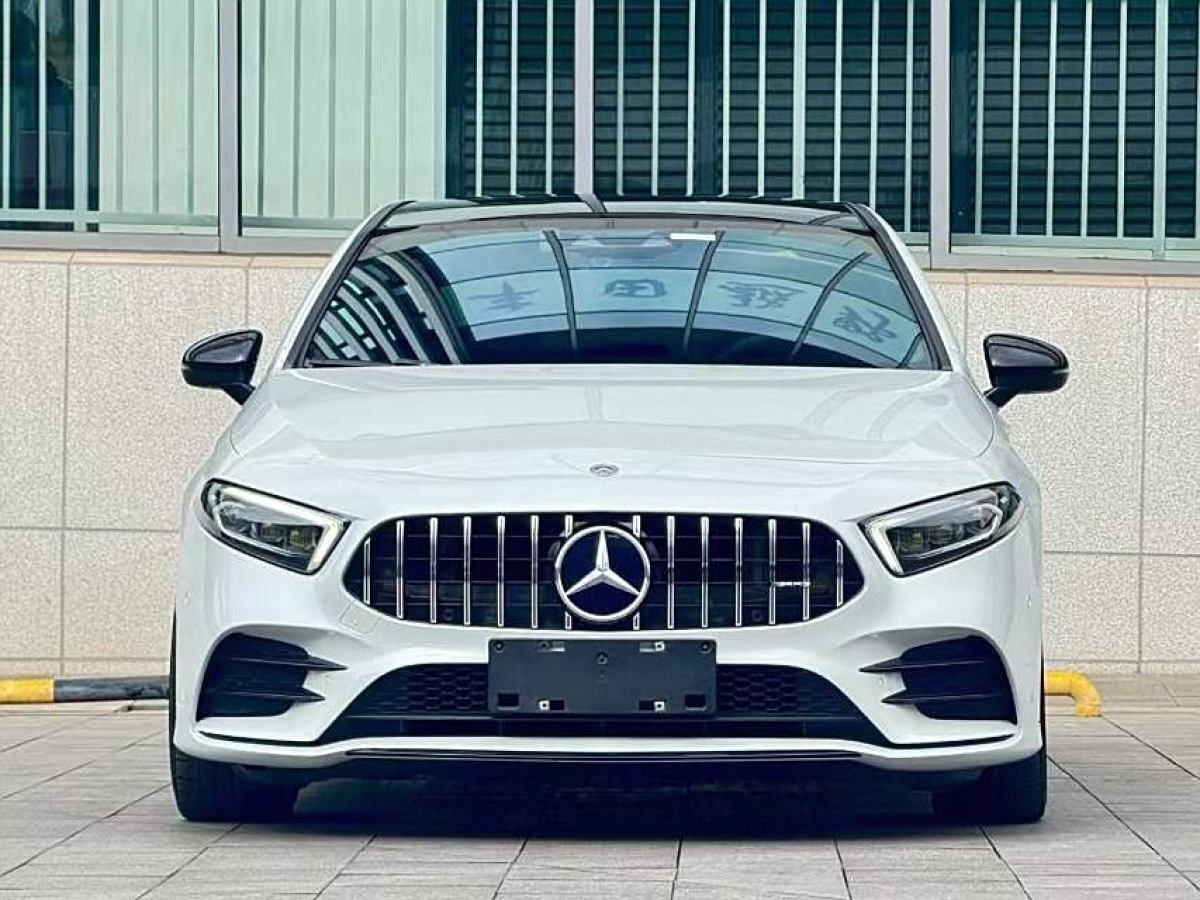 奔馳 奔馳A級(jí)AMG  2020款 AMG A 35 4MATIC圖片